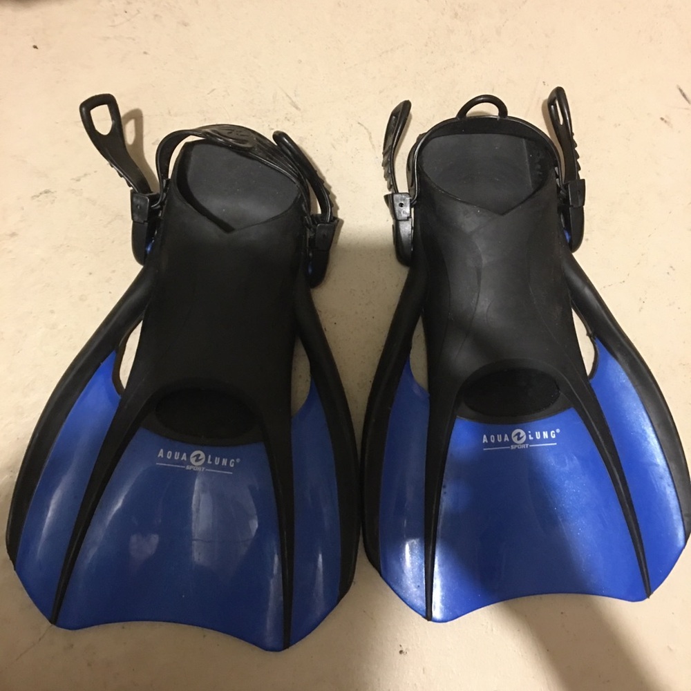 Aqua Lung Men’s Blue Black Adjustable Swim Fins